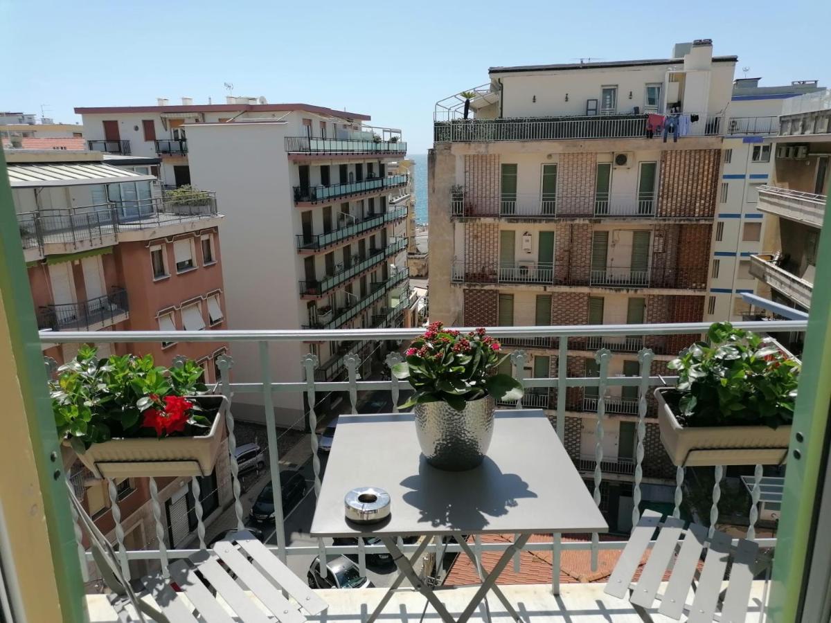 Correnti Boutique Hotel Sanremo Luaran gambar